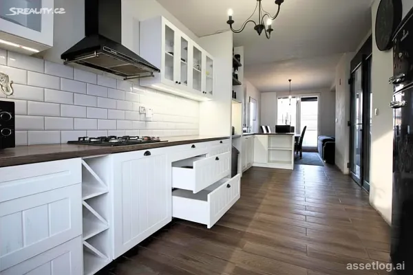 For Sale: Family House 206 m², Plot 645 m², Holešov